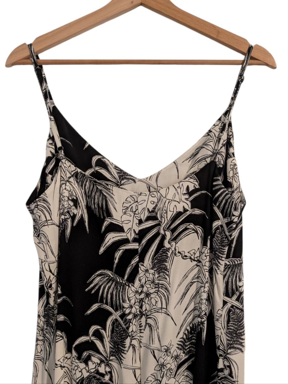 Reformation Boston Slip Dress in Amazon Print - Picture 10 of 12